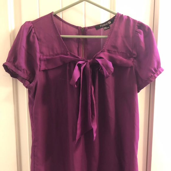 Forever 21 Tops - Silky blouse with bow